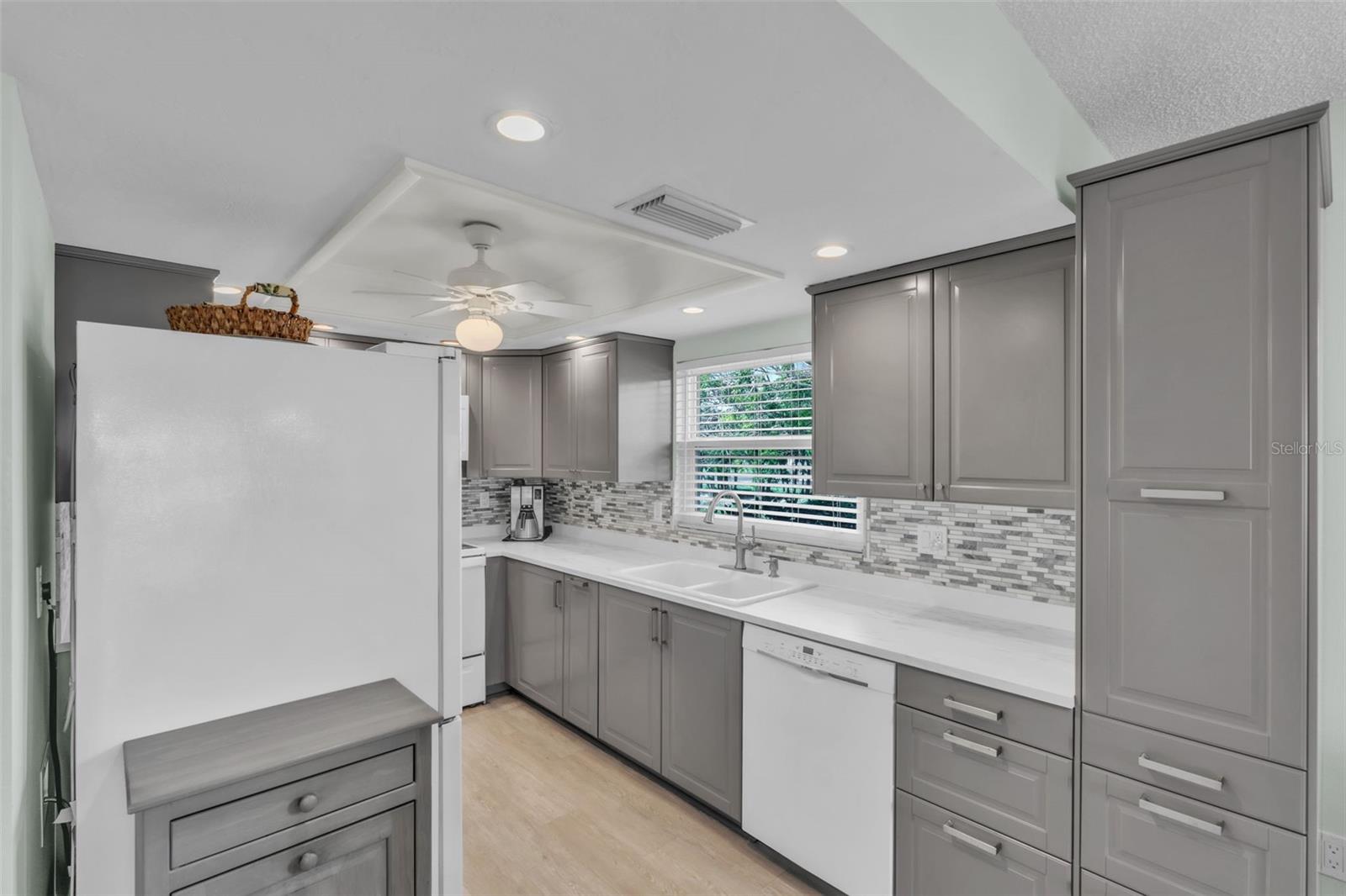 600 MANATEE AVE #145, HOLMES BEACH, FL, 34217