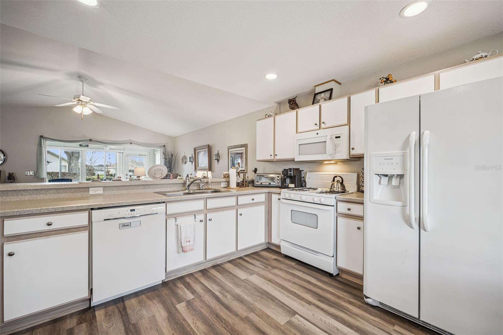 4177 CANNES AVE, LAKE WALES, FL, 33859