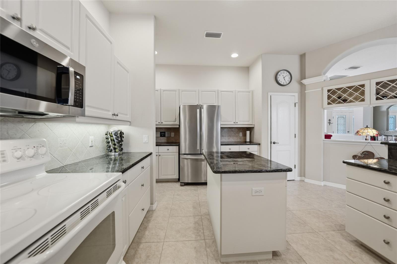 176 MEDALIST RD, ROTONDA WEST, FL, 33947