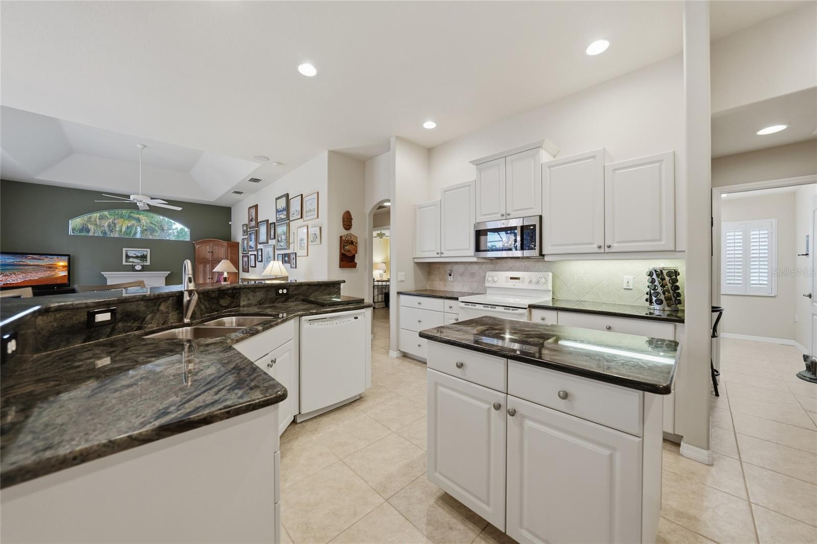 176 MEDALIST RD, ROTONDA WEST, FL, 33947