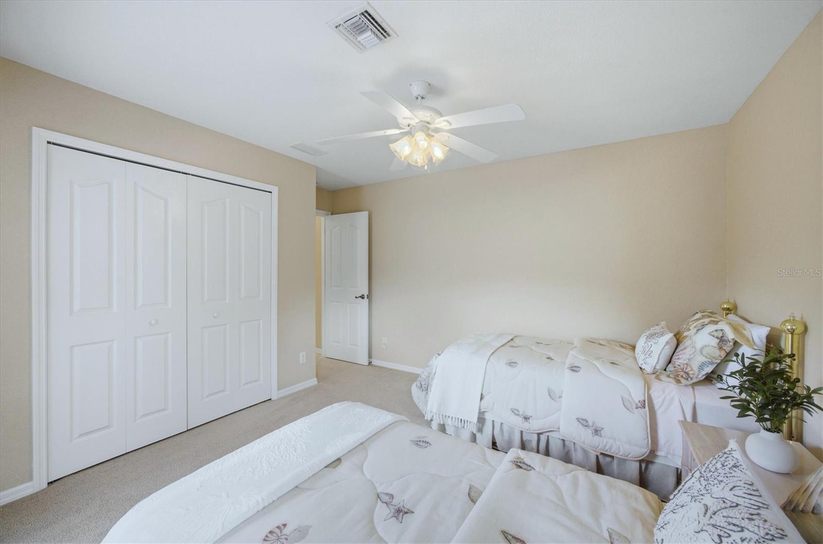 2075 LEMON AVE, ENGLEWOOD, FL, 34223