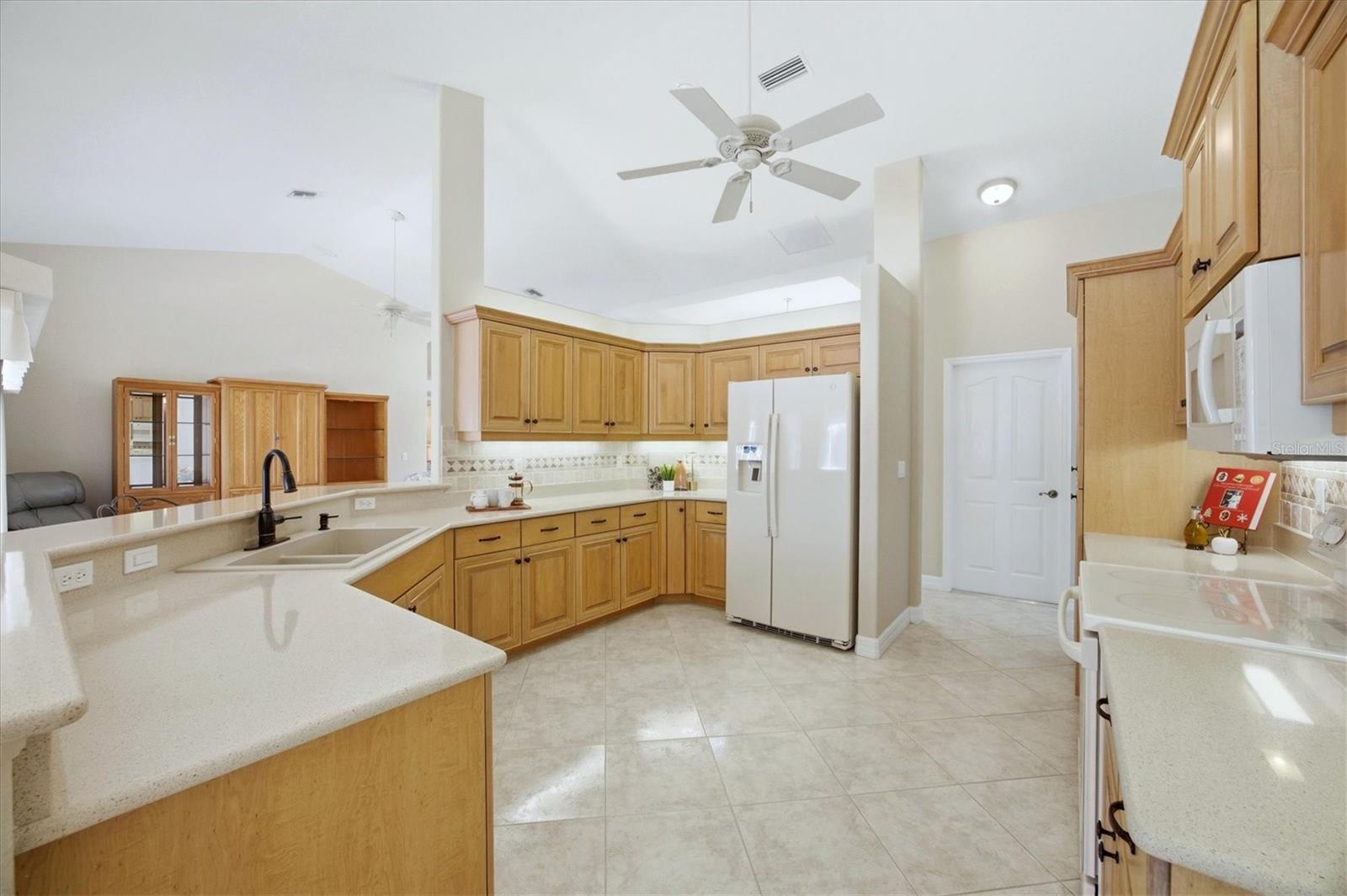 2075 LEMON AVE, ENGLEWOOD, FL, 34223