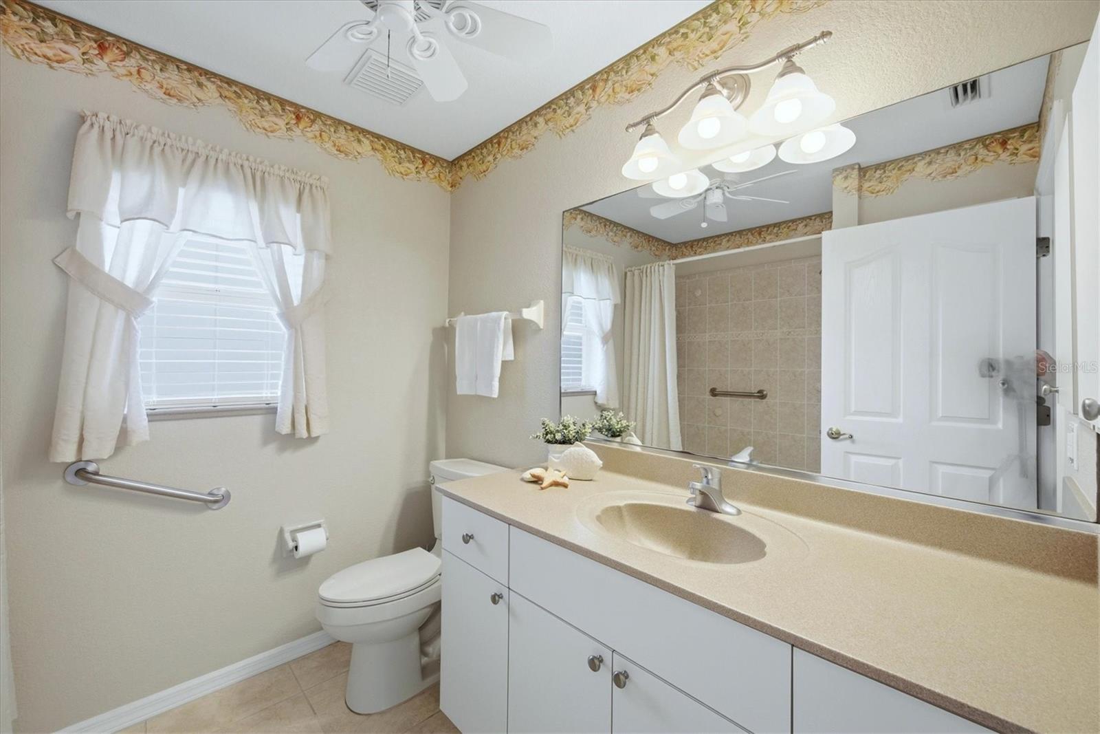 2075 LEMON AVE, ENGLEWOOD, FL, 34223