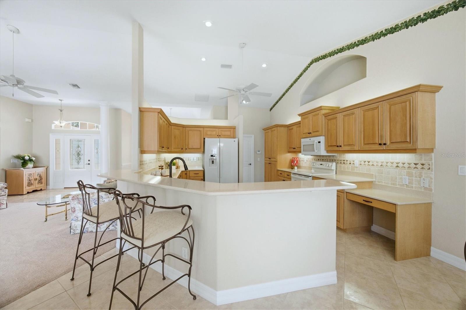 2075 LEMON AVE, ENGLEWOOD, FL, 34223