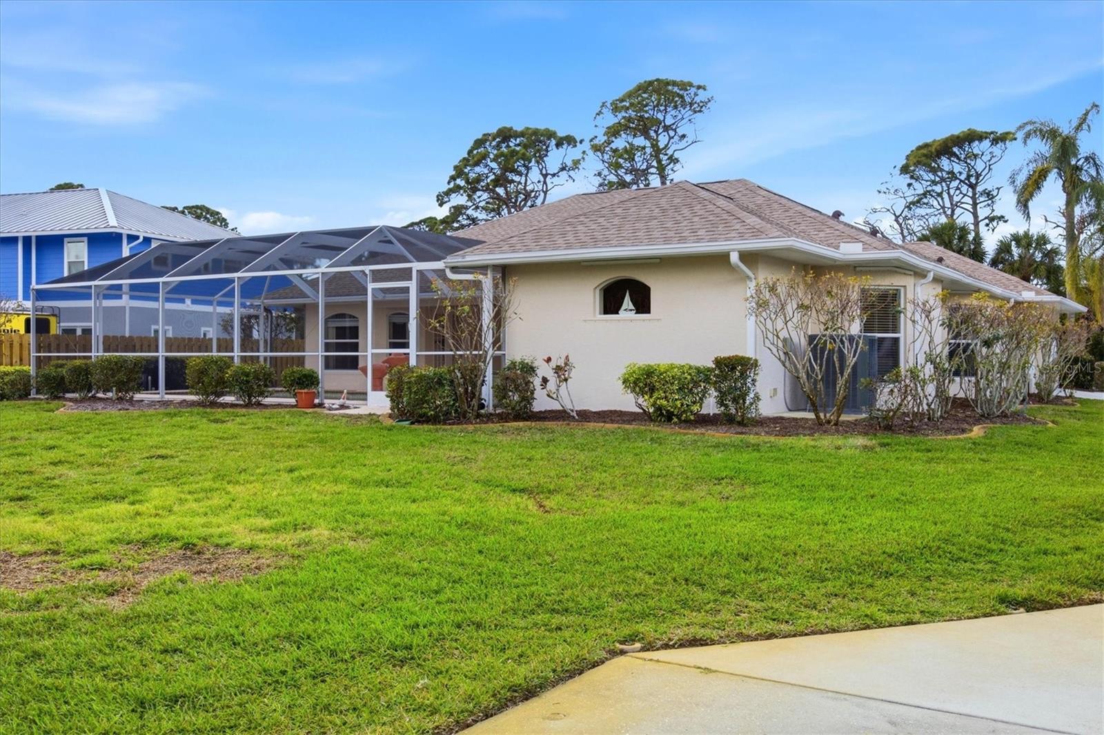 2075 LEMON AVE, ENGLEWOOD, FL, 34223