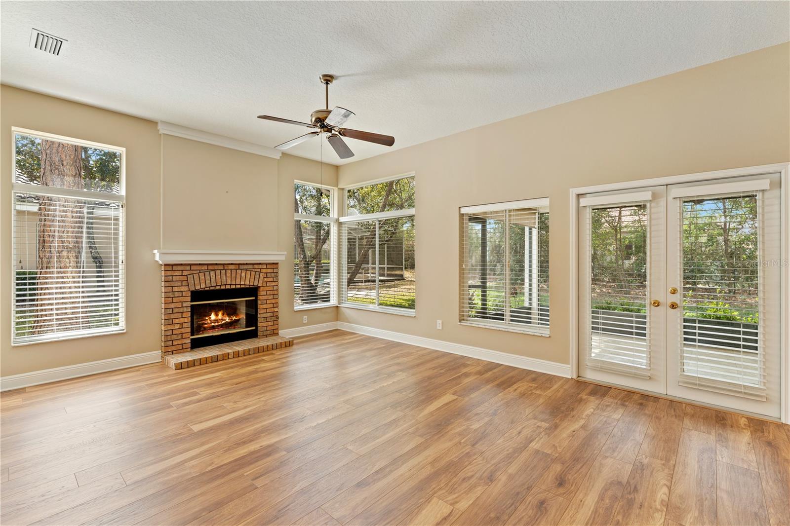 17918 HOLLY BROOK DR, TAMPA, FL, 33647