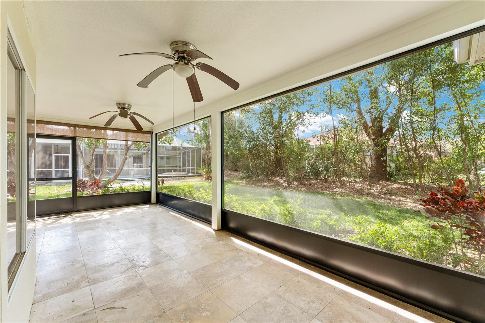 17918 HOLLY BROOK DR, TAMPA, FL, 33647