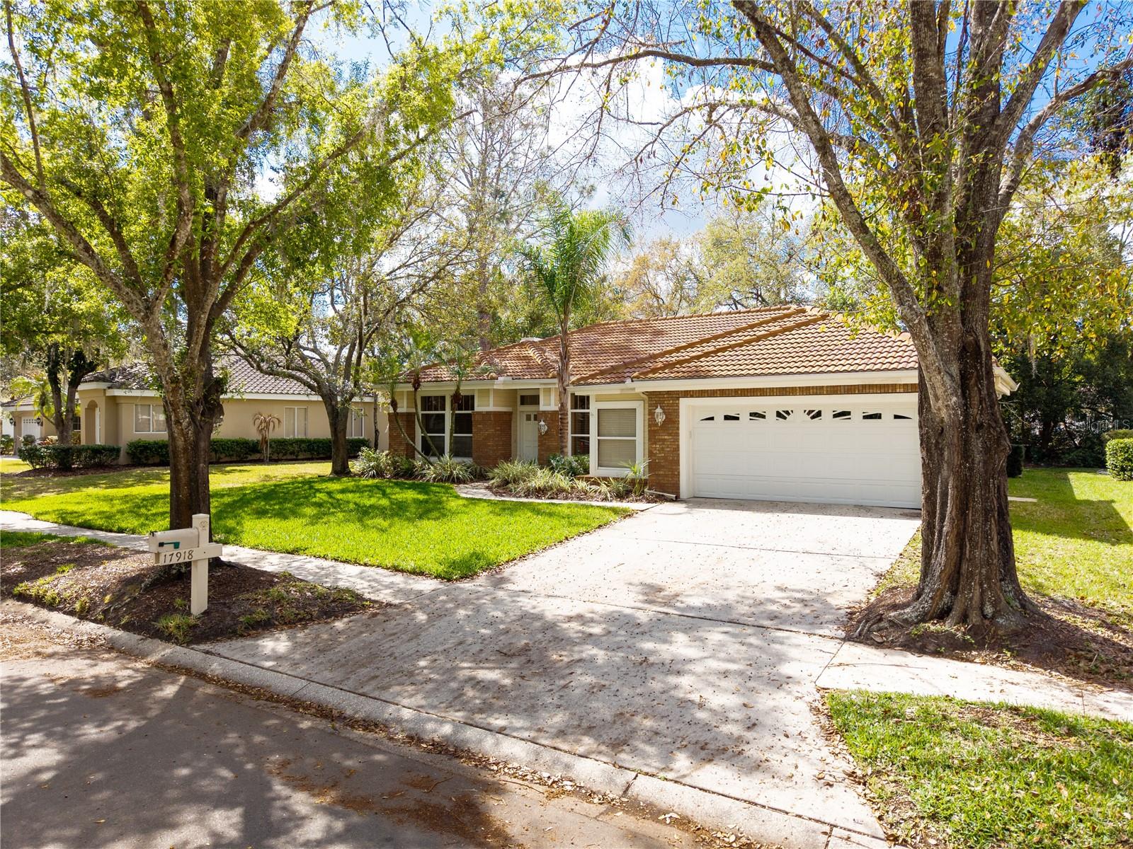 17918 HOLLY BROOK DR, TAMPA, FL, 33647