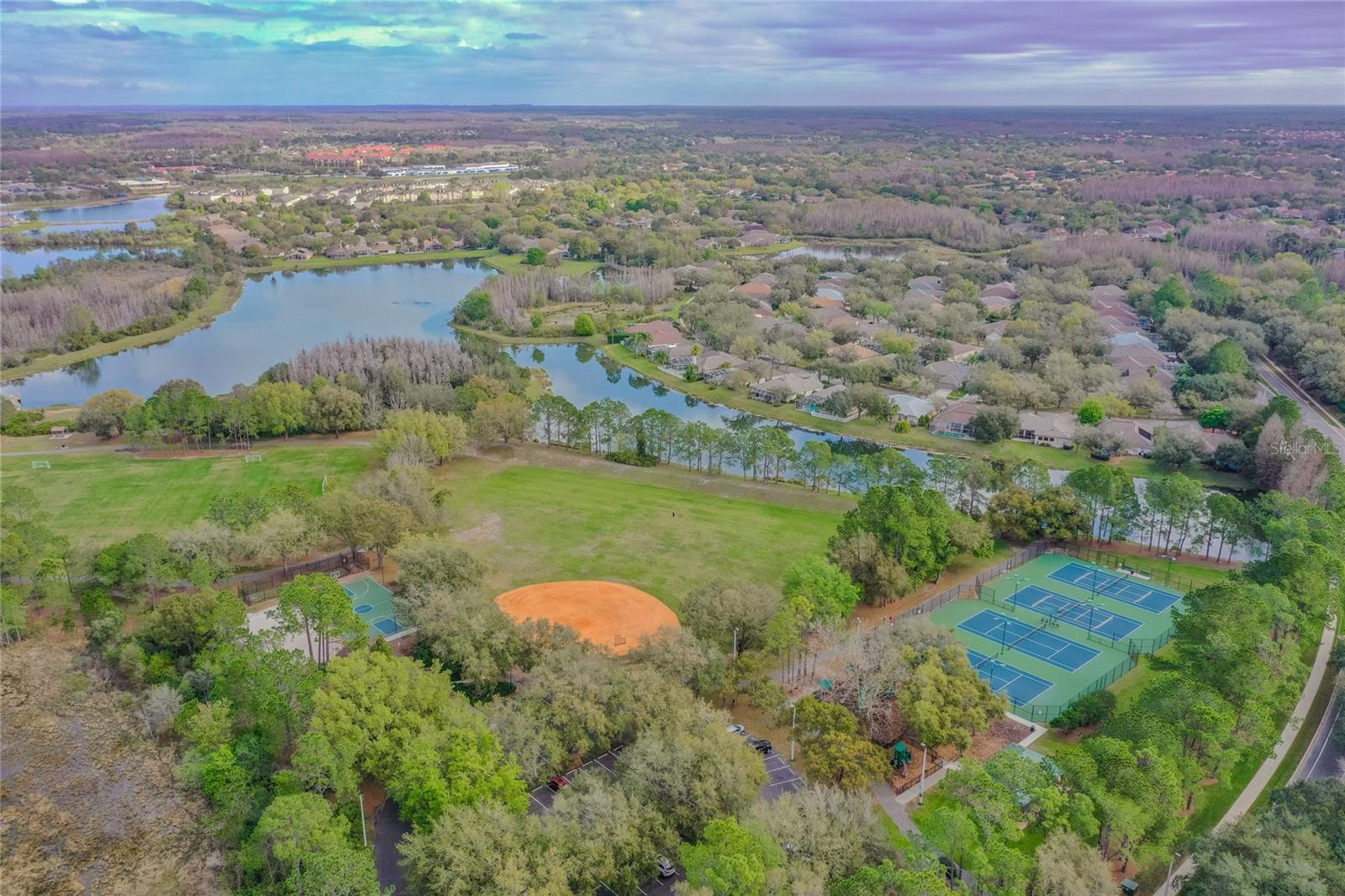 17918 HOLLY BROOK DR, TAMPA, FL, 33647