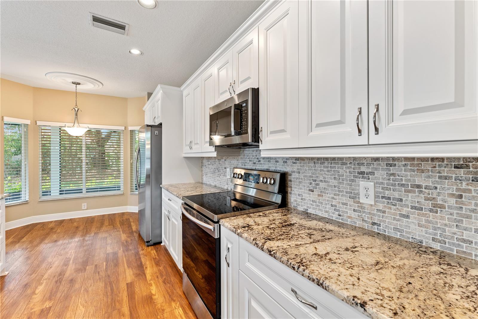 17918 HOLLY BROOK DR, TAMPA, FL, 33647