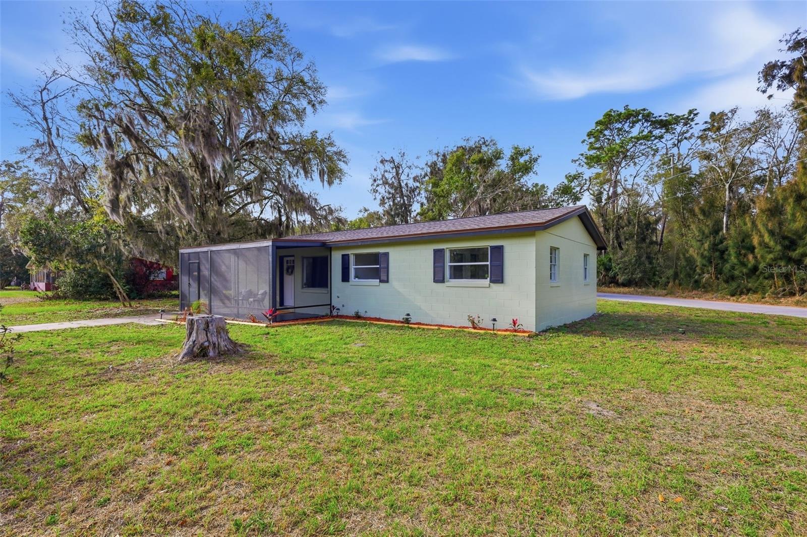 17230 COUNTY ROAD 450A, UMATILLA, FL, 32784
