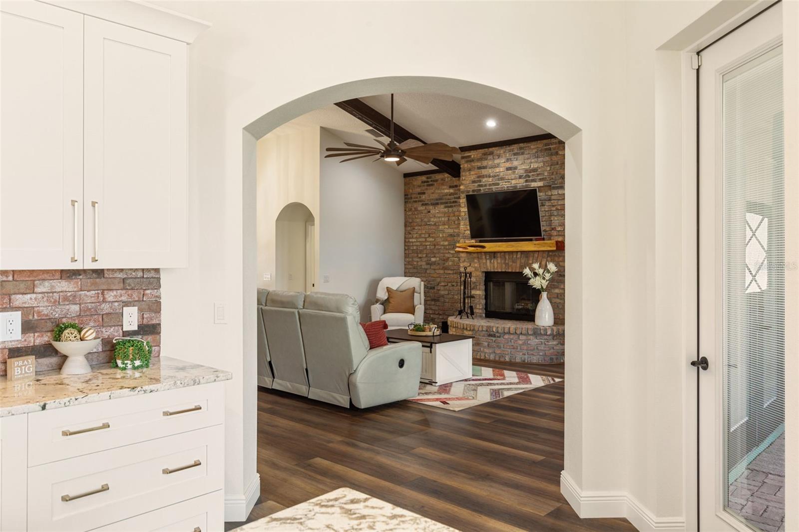 6206 FIVE ACRE RD, PLANT CITY, FL, 33565