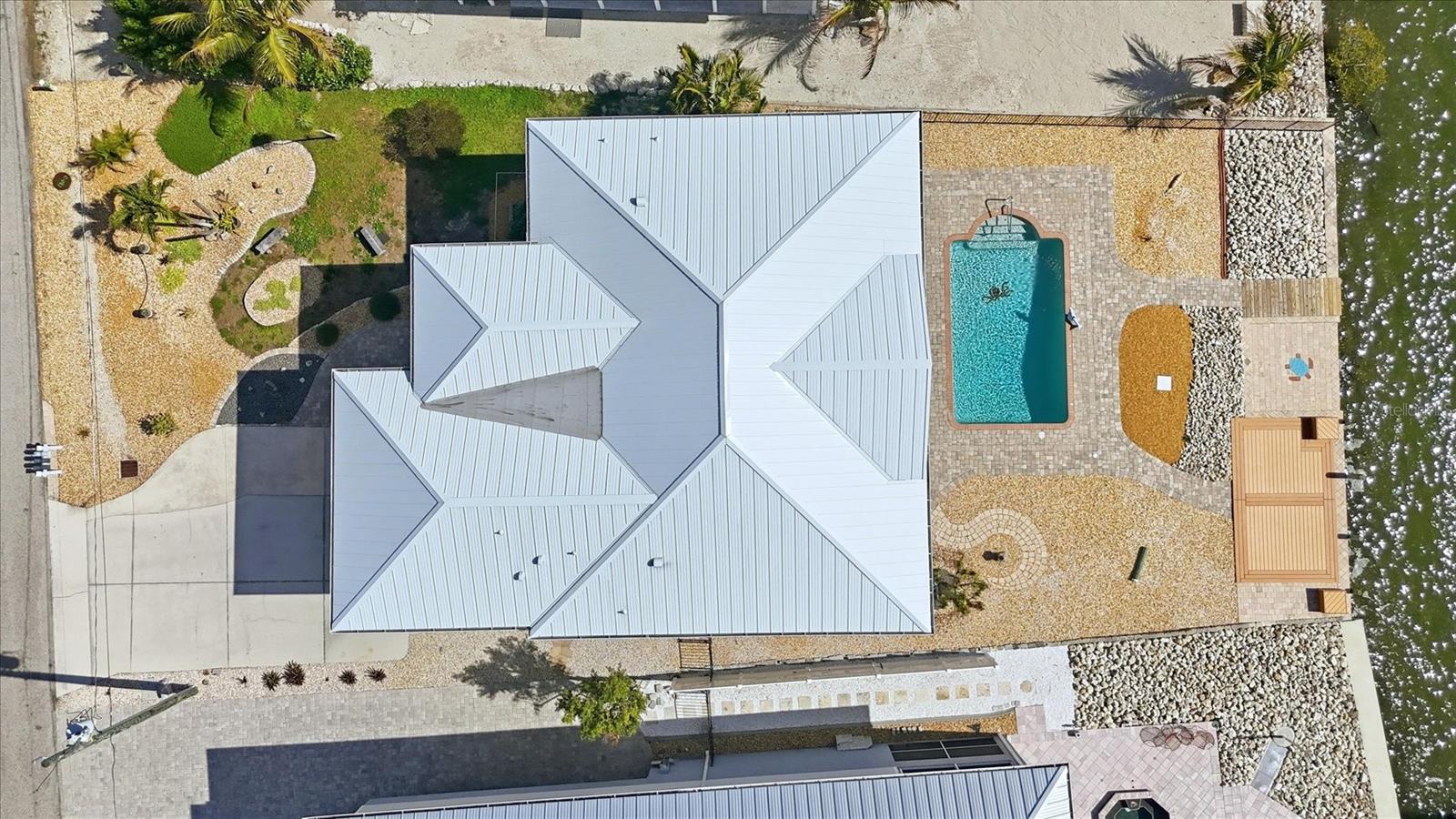 905 CHAPIN BLVD, ENGLEWOOD, FL, 34223