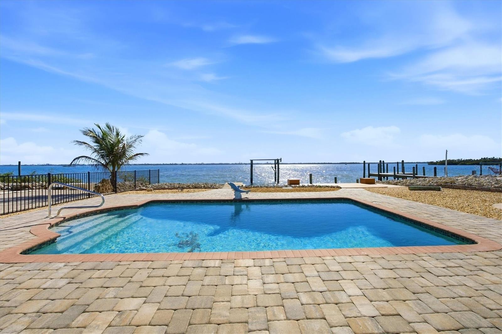 905 CHAPIN BLVD, ENGLEWOOD, FL, 34223