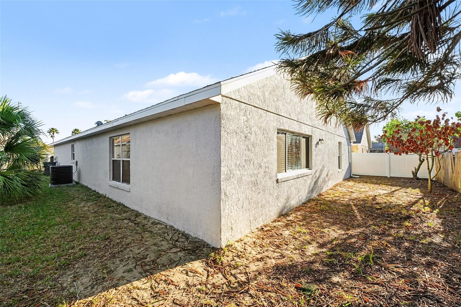 1144 JAYBEE AVE, DAVENPORT, FL, 33897
