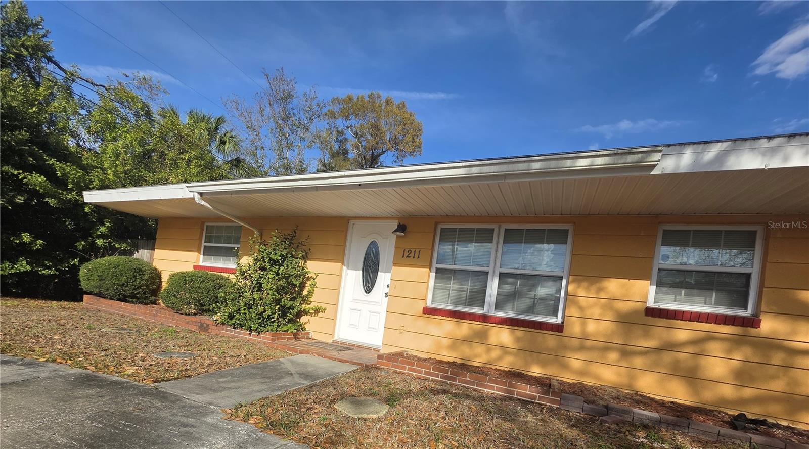 1211 S LAKE DR, CLEARWATER, FL, 33756