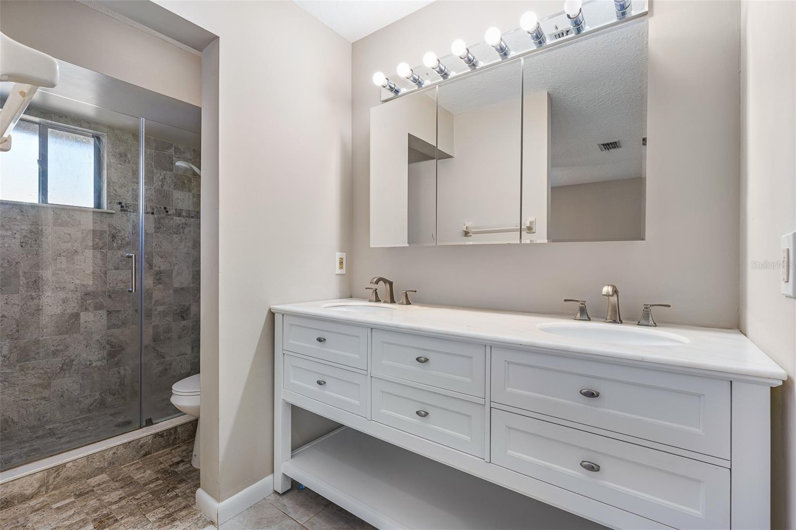 22 PINEHURST PL, PALM COAST, FL, 32137