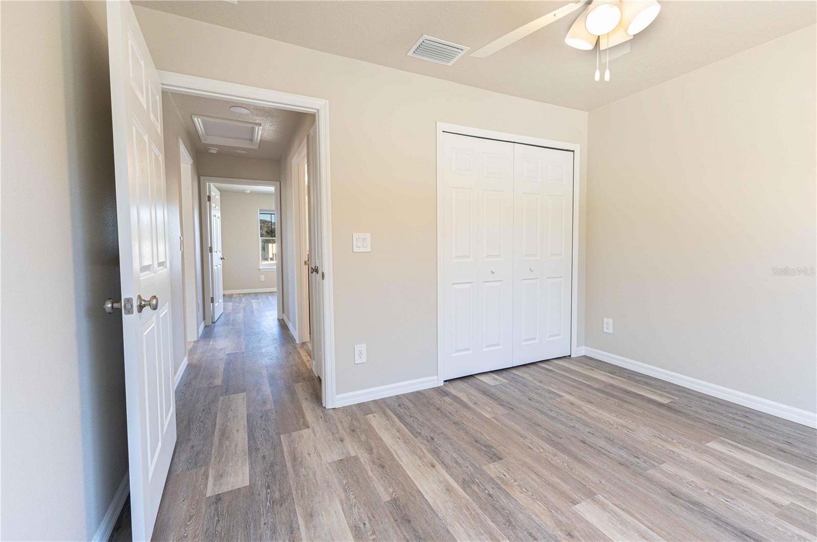 1324 COTTAGE CIR, TAVARES, FL, 32778