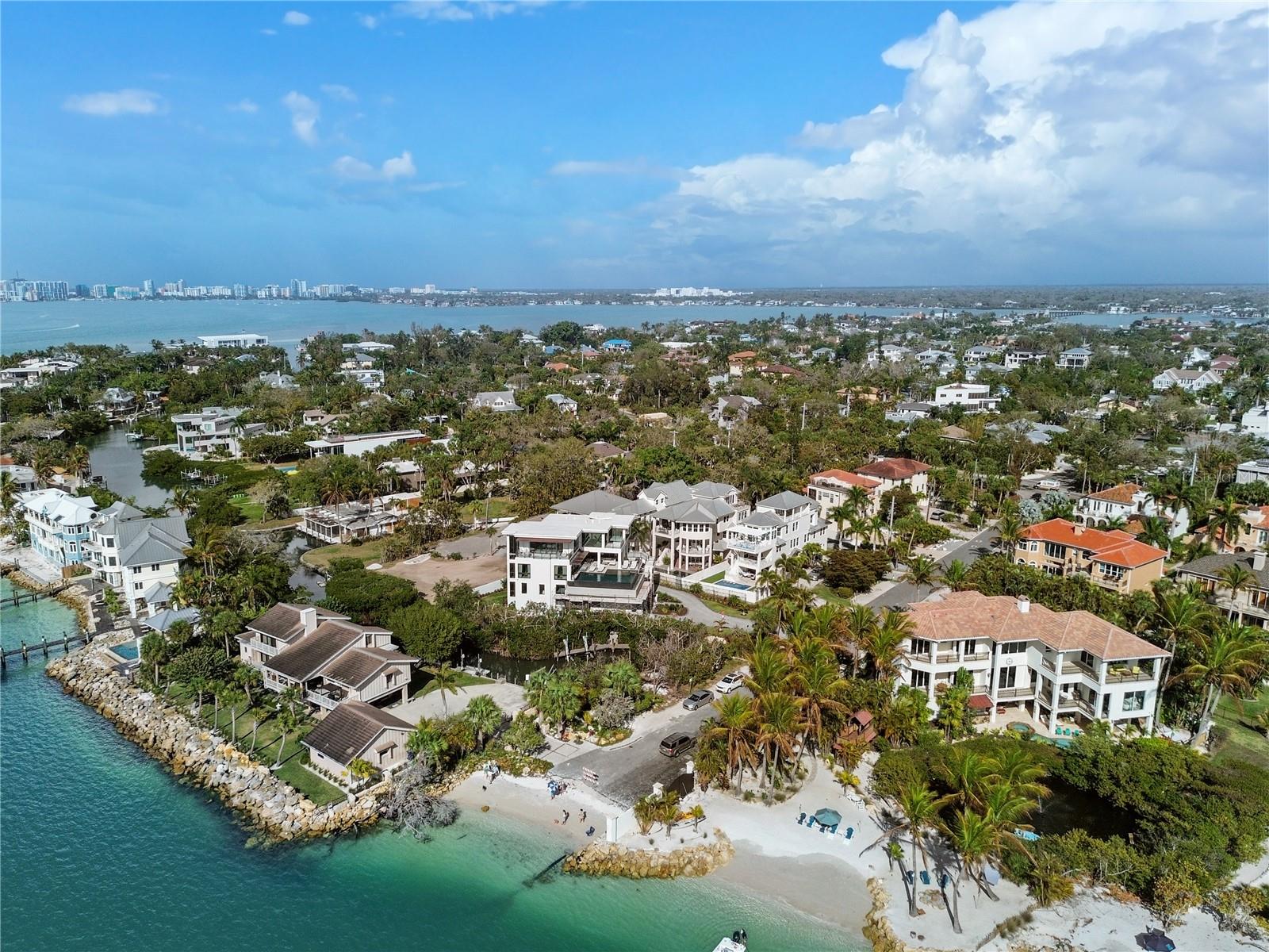 157 GARDEN LN, SARASOTA, FL, 34242