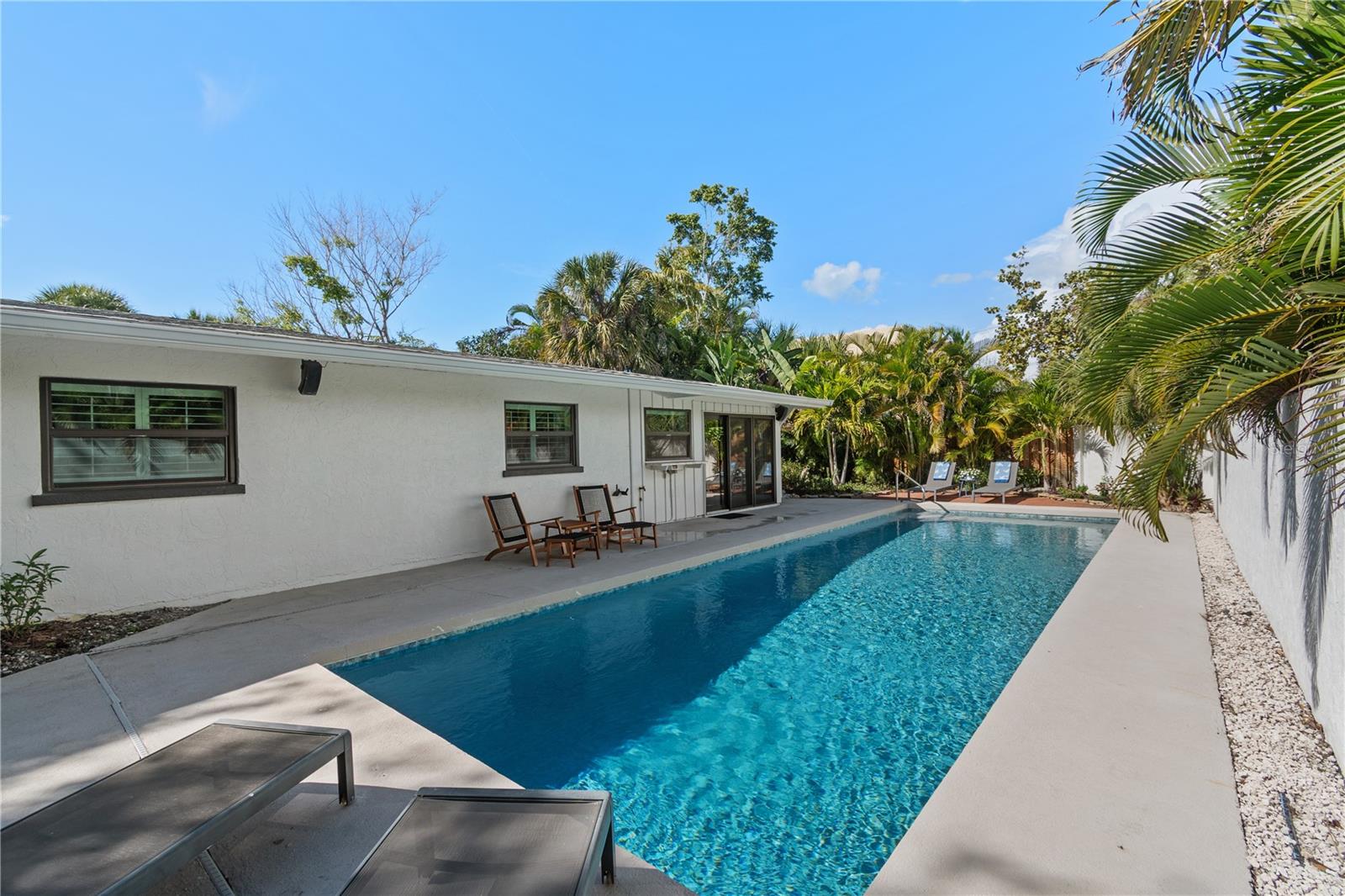 157 GARDEN LN, SARASOTA, FL, 34242