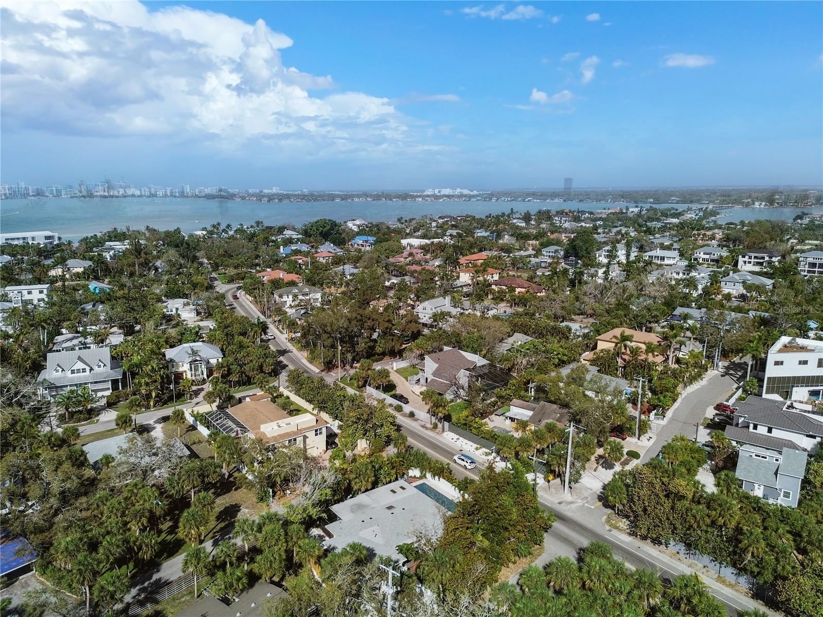 157 GARDEN LN, SARASOTA, FL, 34242