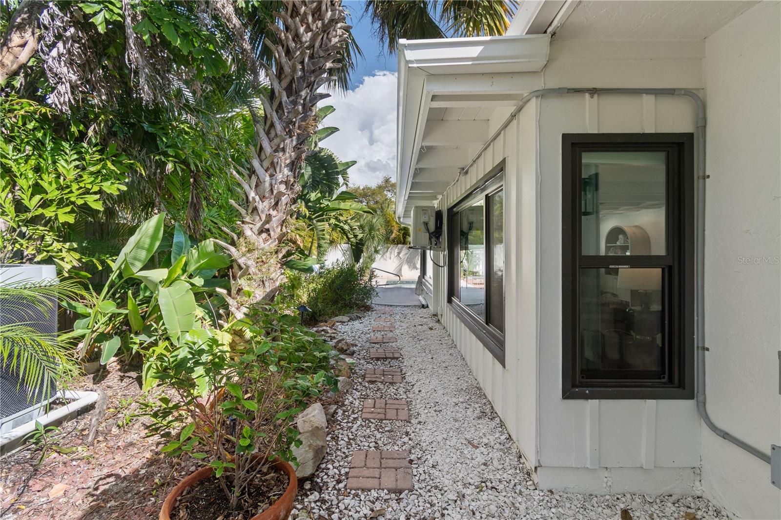157 GARDEN LN, SARASOTA, FL, 34242