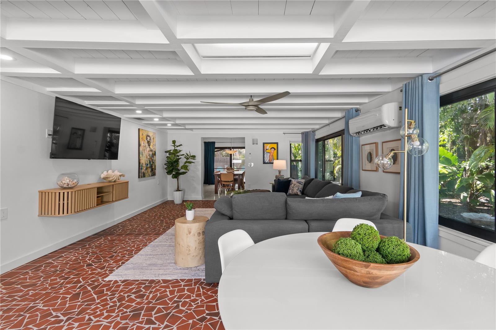 157 GARDEN LN, SARASOTA, FL, 34242