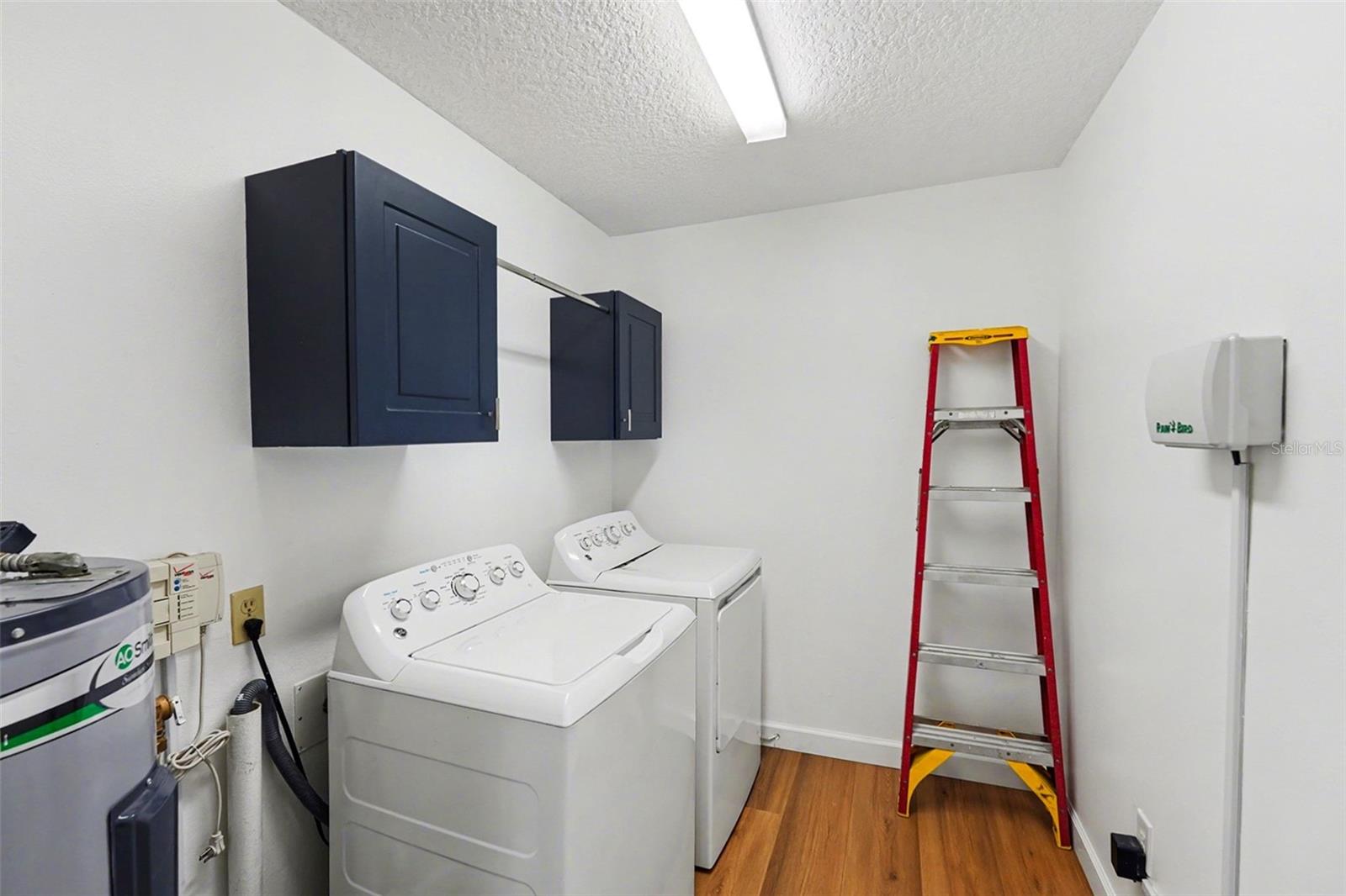 9605 N EDISON AVE, TAMPA, FL, 33612