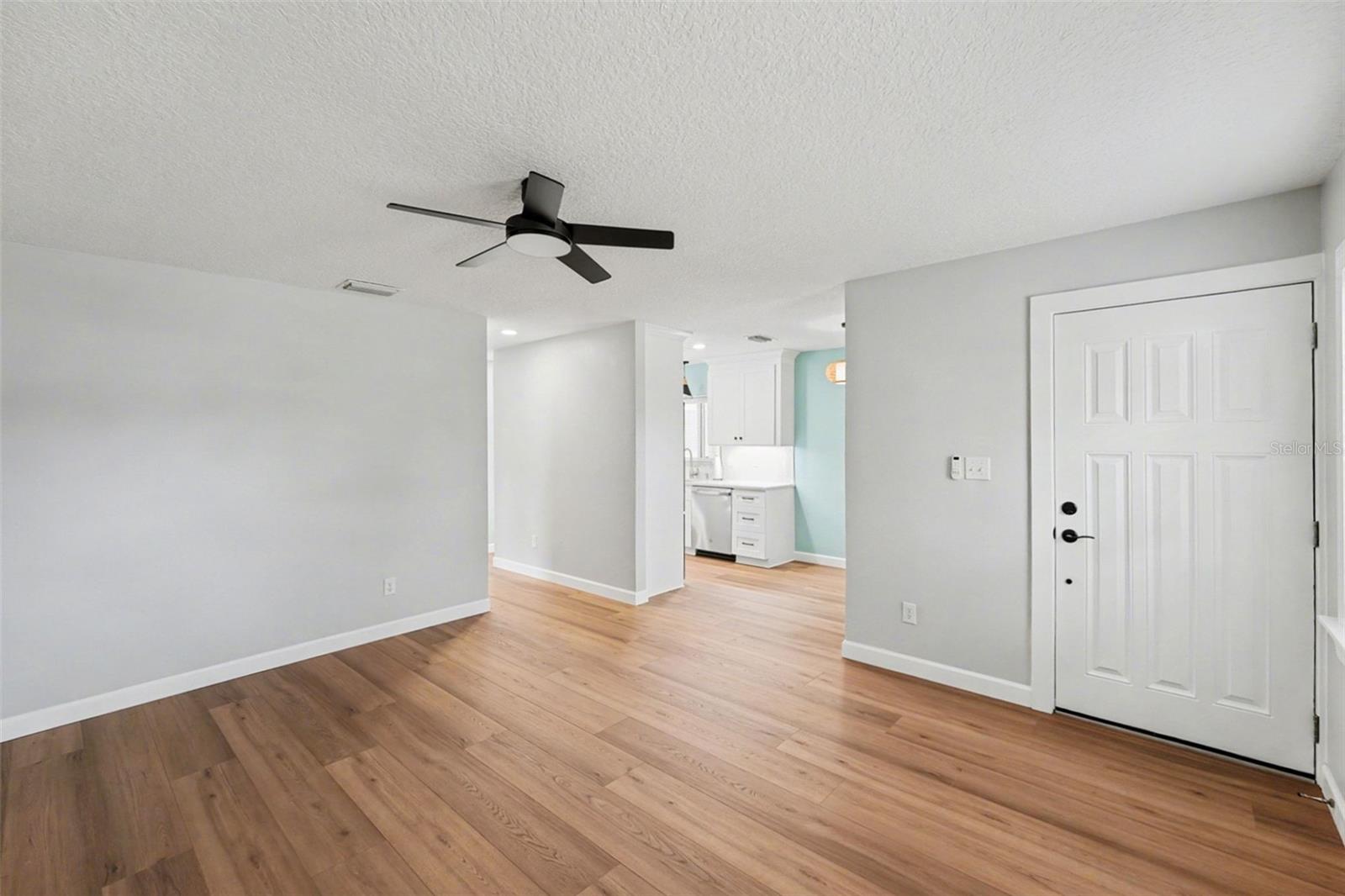 9605 N EDISON AVE, TAMPA, FL, 33612