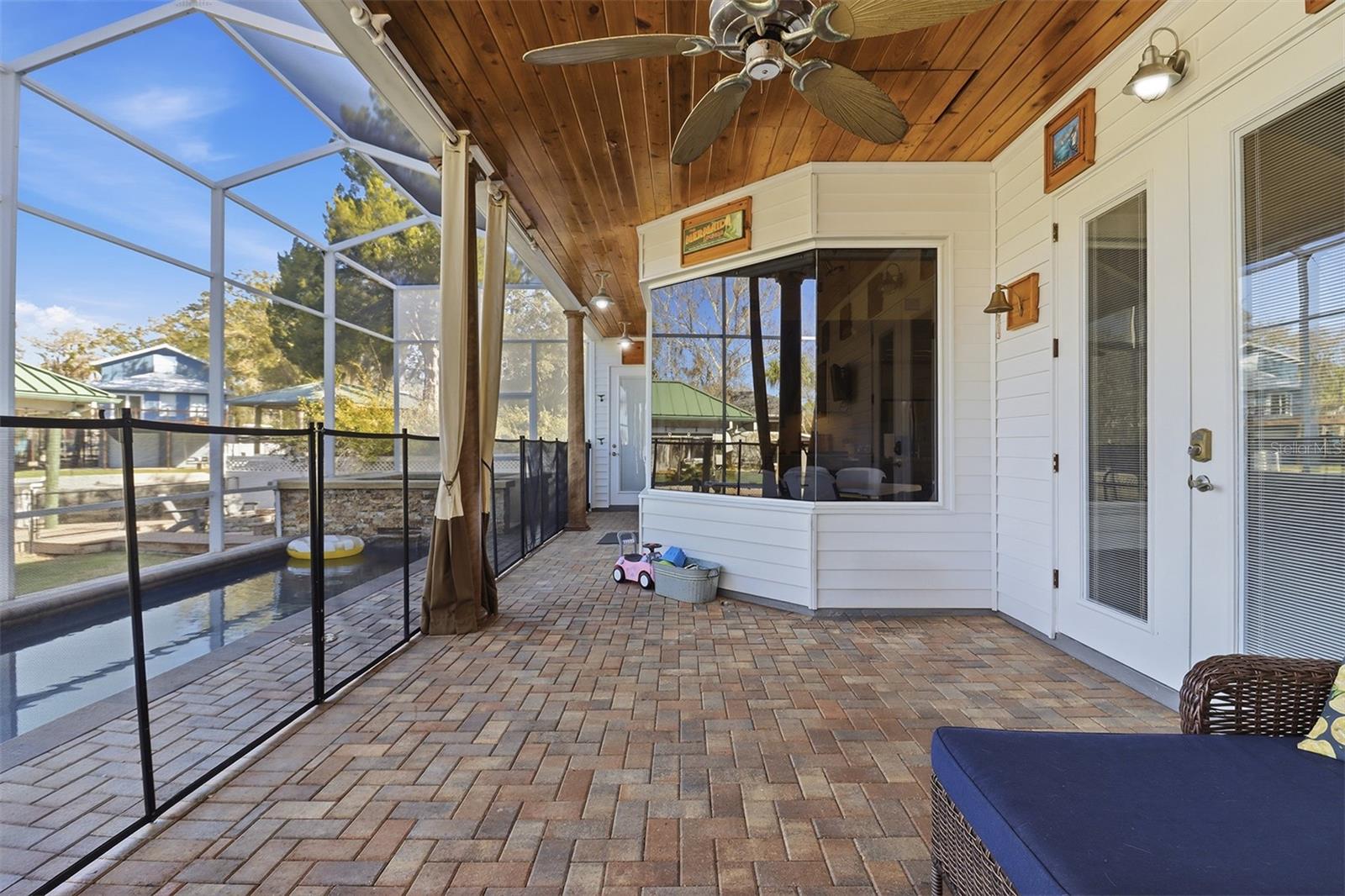 300 NW 12TH AVE, CRYSTAL RIVER, FL, 34428