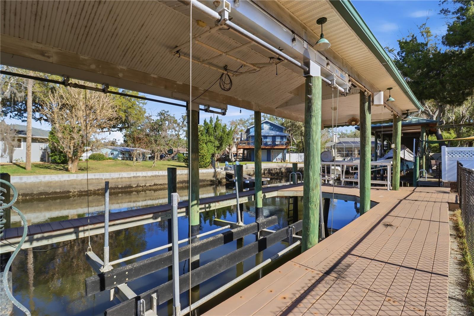 300 NW 12TH AVE, CRYSTAL RIVER, FL, 34428