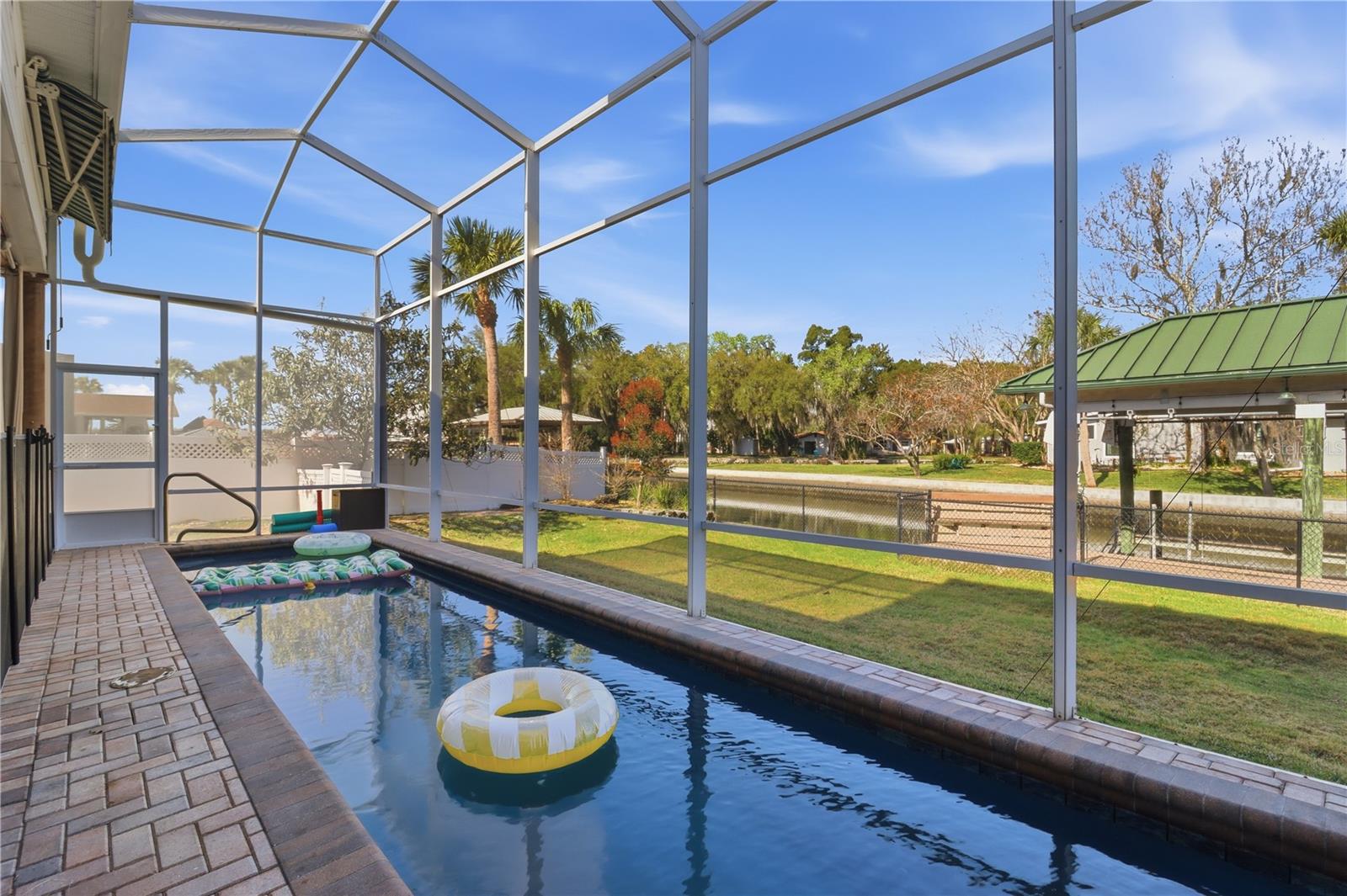 300 NW 12TH AVE, CRYSTAL RIVER, FL, 34428