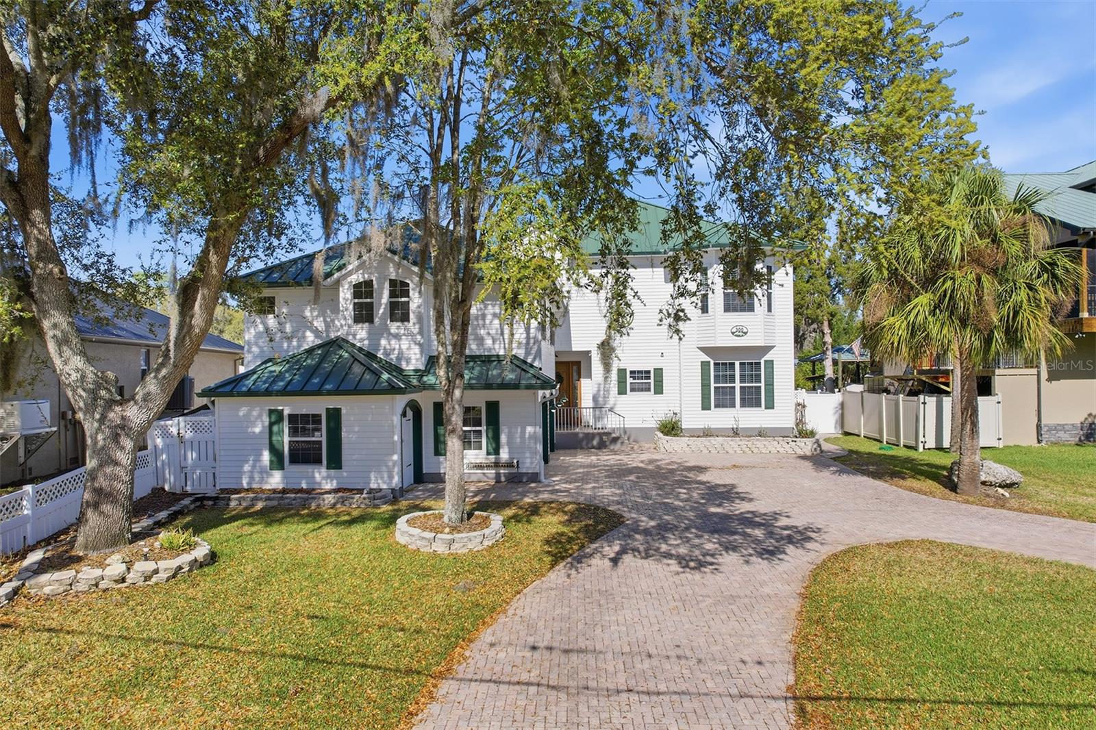 300 NW 12TH AVE, CRYSTAL RIVER, FL, 34428