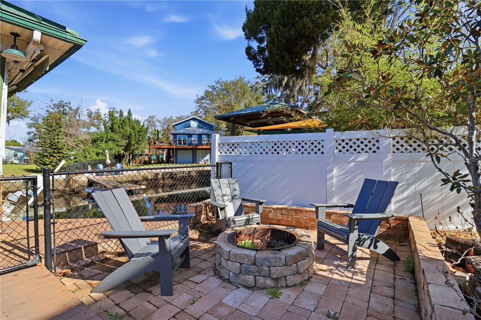 300 NW 12TH AVE, CRYSTAL RIVER, FL, 34428