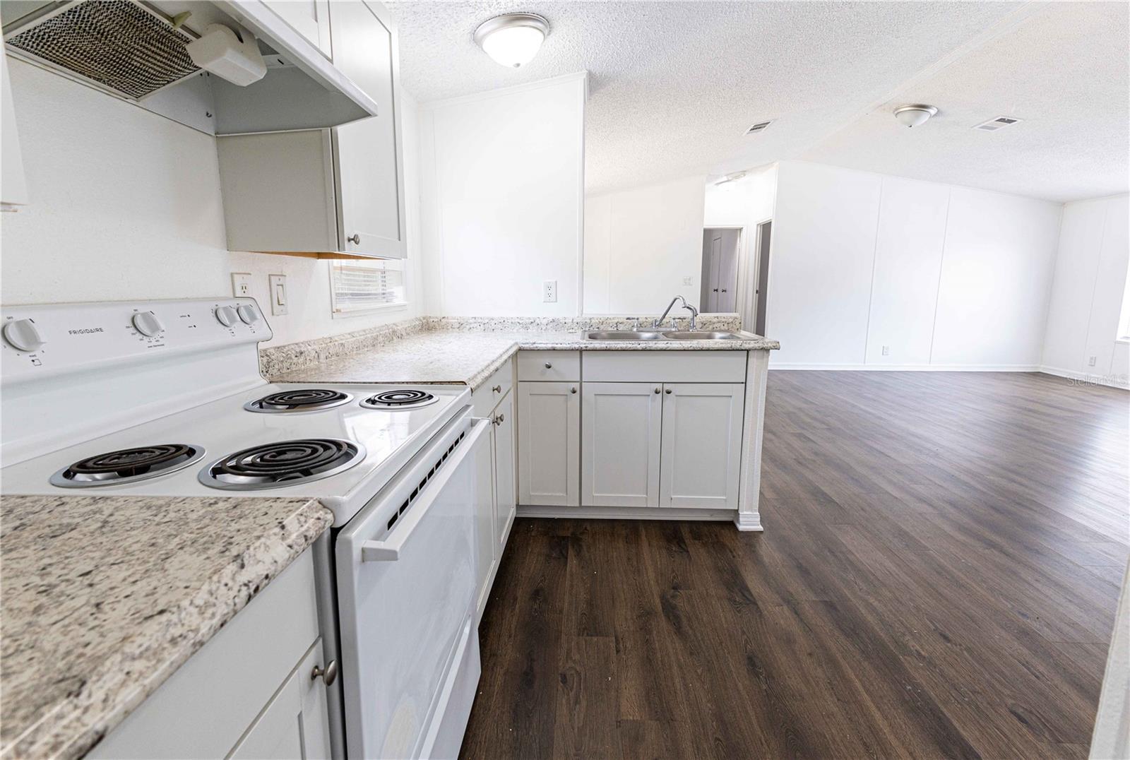 4872 EVANS ST, COLEMAN, FL, 33521