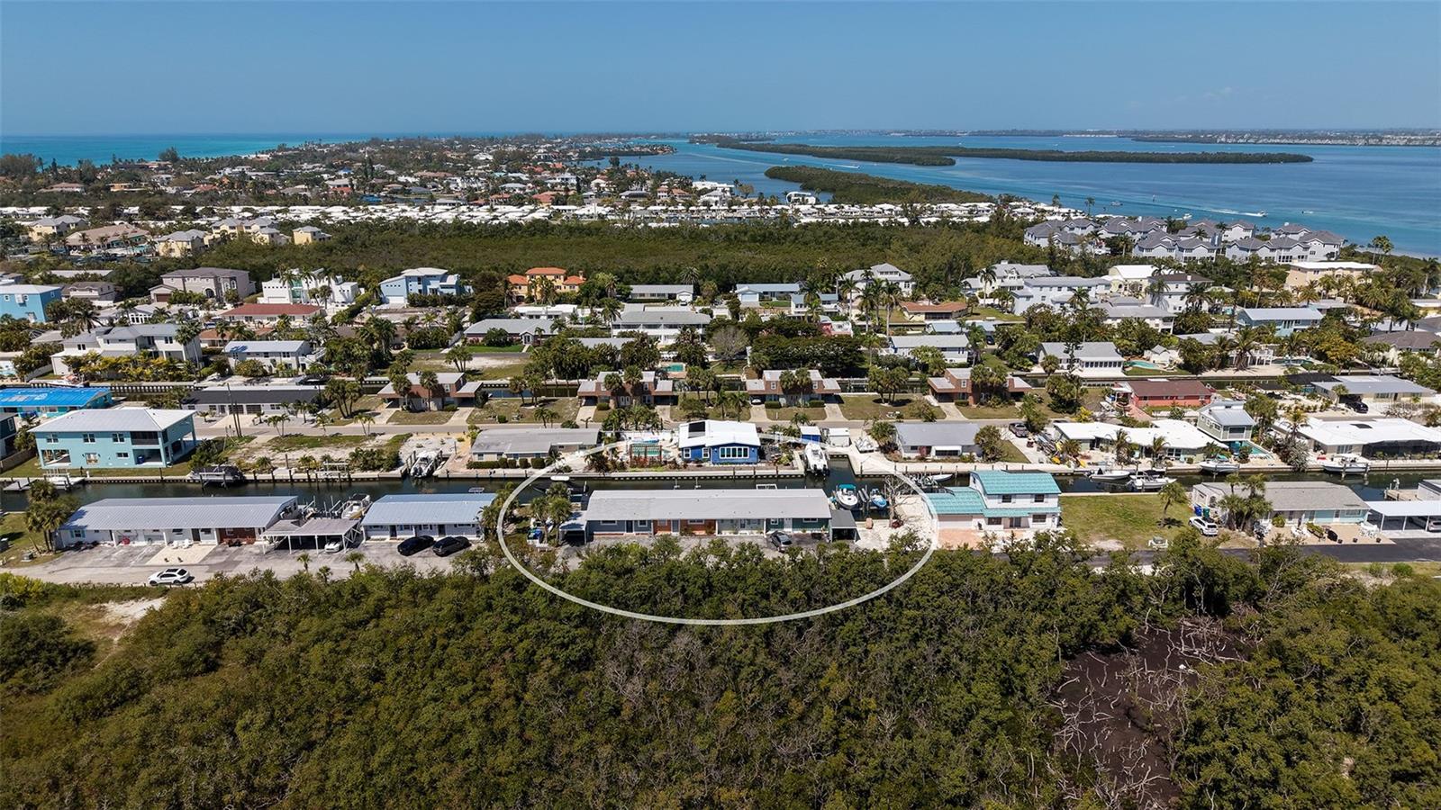 729 SAINT JUDES DR S #3, LONGBOAT KEY, FL, 34228