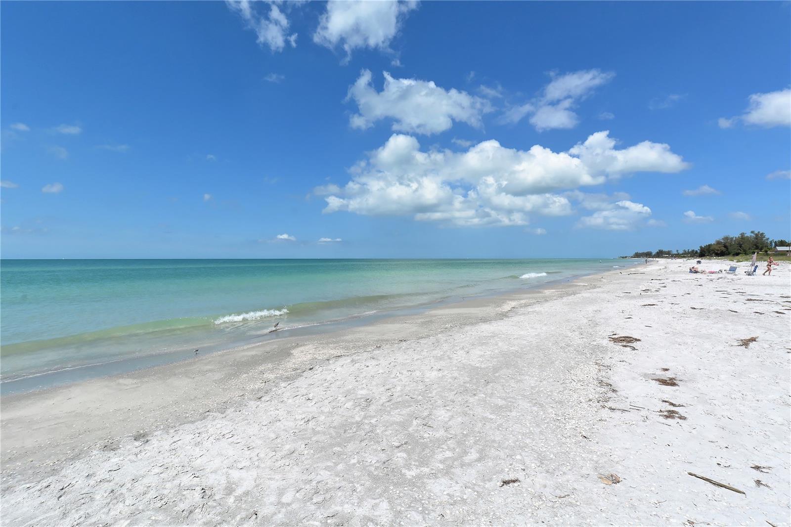 729 SAINT JUDES DR S #3, LONGBOAT KEY, FL, 34228
