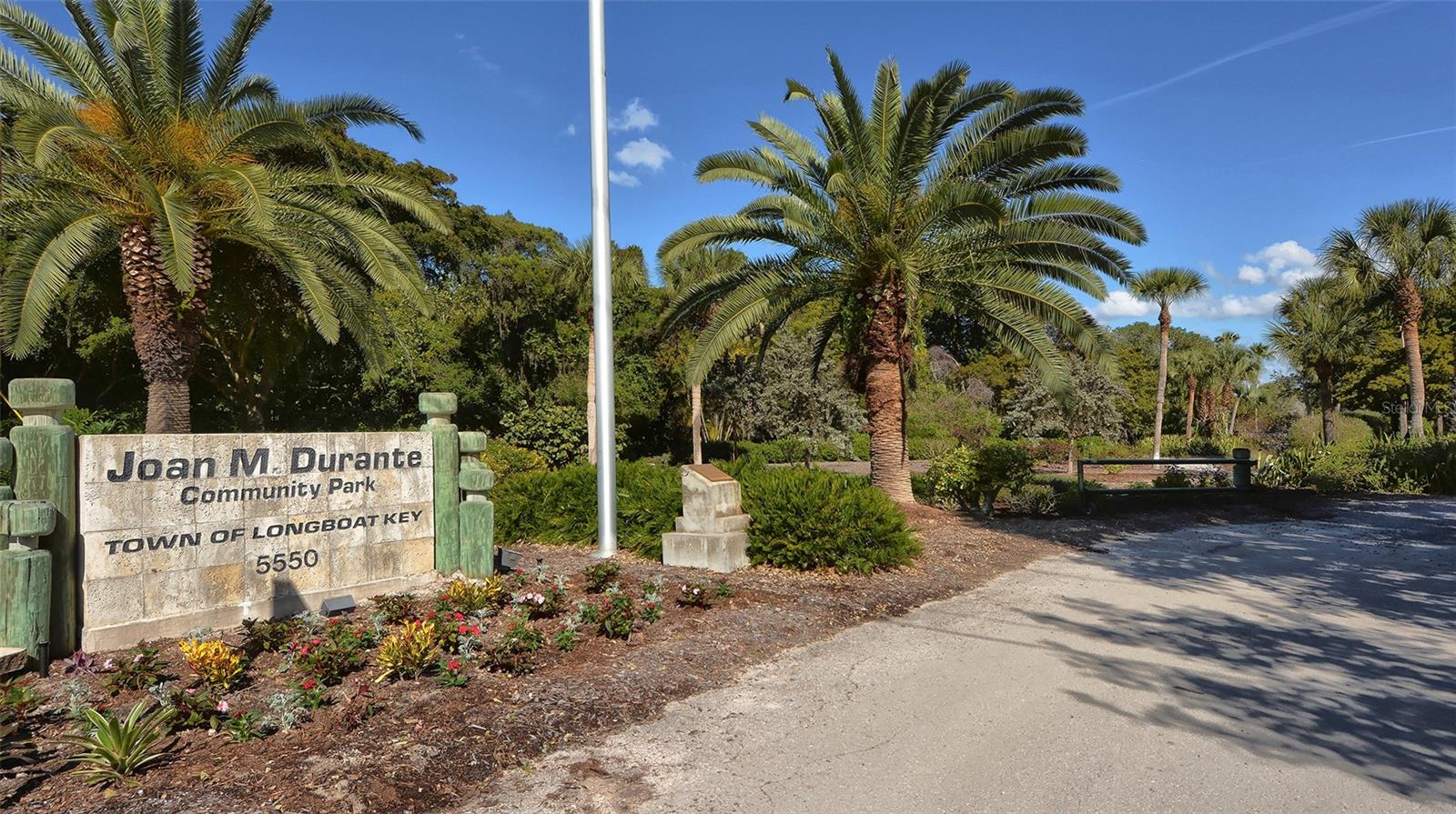 729 SAINT JUDES DR S #3, LONGBOAT KEY, FL, 34228