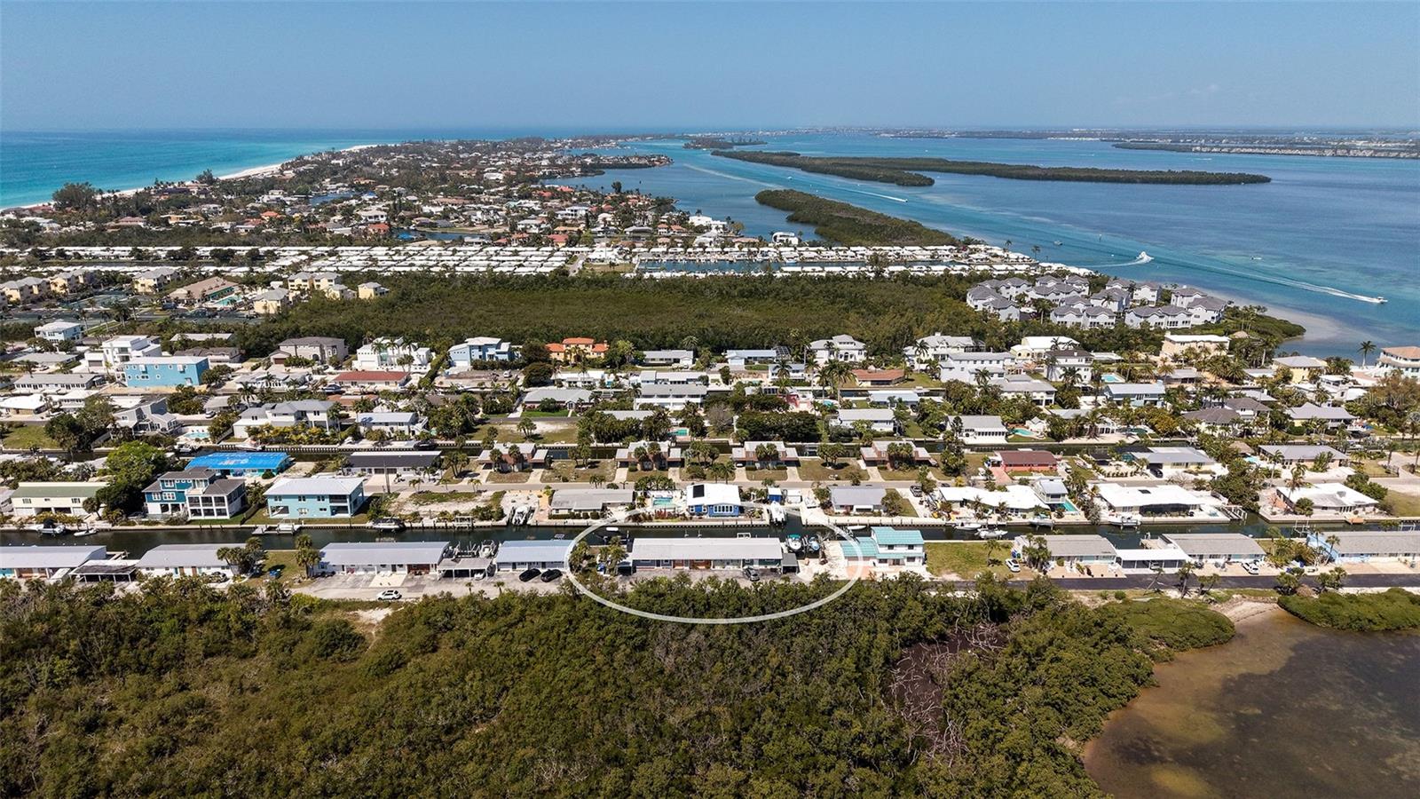 729 SAINT JUDES DR S #3, LONGBOAT KEY, FL, 34228