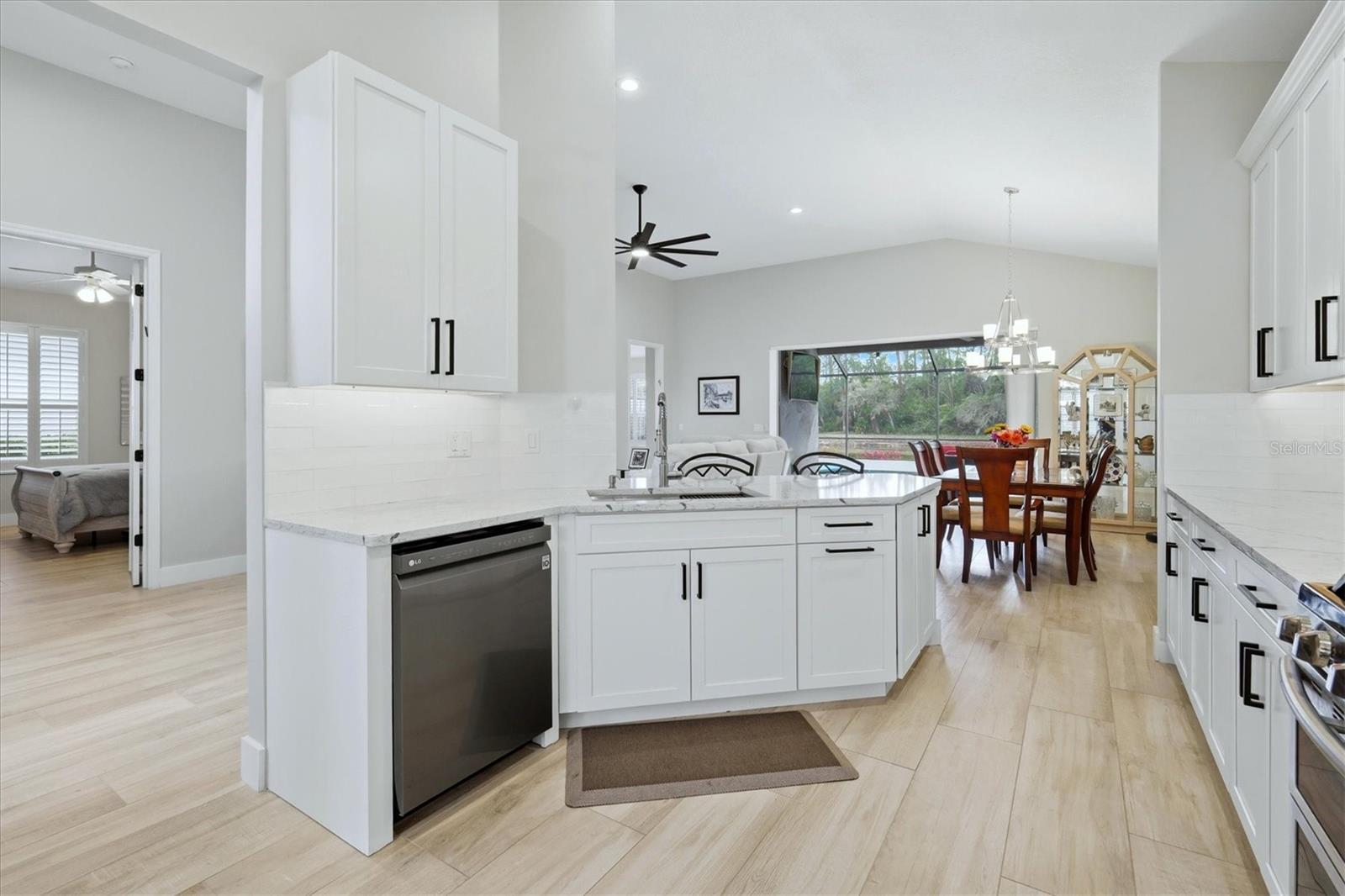 6514 OAKLAND HILLS DR, LAKEWOOD RANCH, FL, 34202