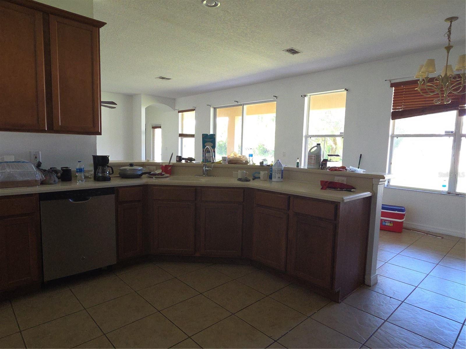 2400 TYBEE RD, ST CLOUD, FL, 34769