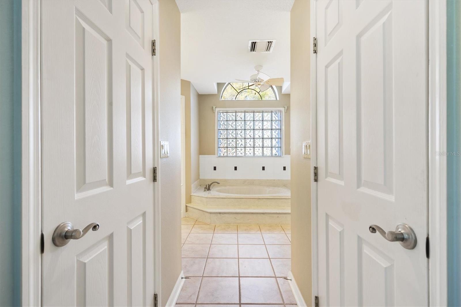 5312 GREENS DR, LADY LAKE, FL, 32159