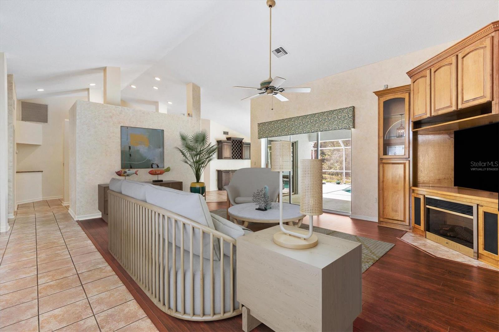 5312 GREENS DR, LADY LAKE, FL, 32159