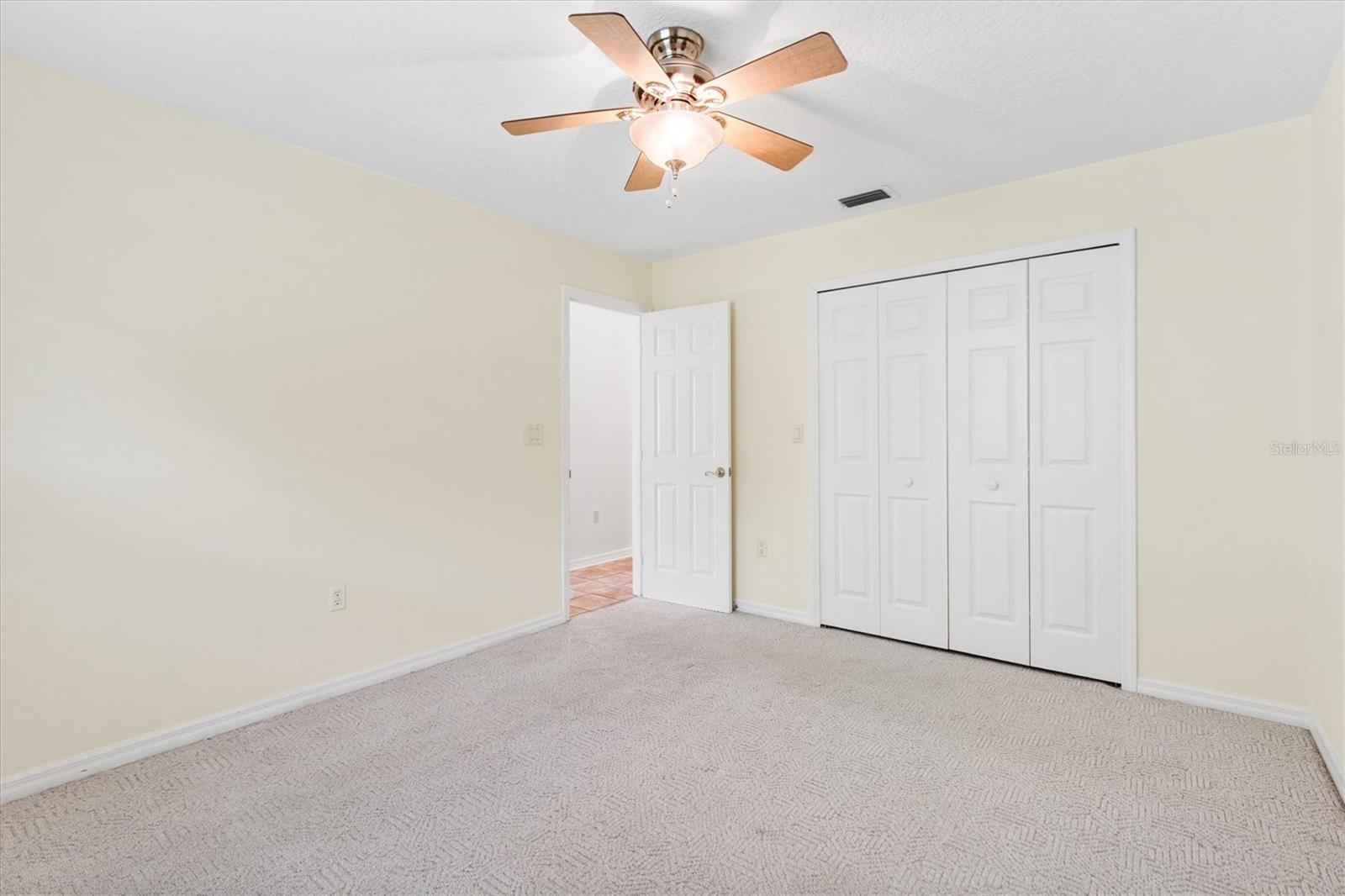 5312 GREENS DR, LADY LAKE, FL, 32159