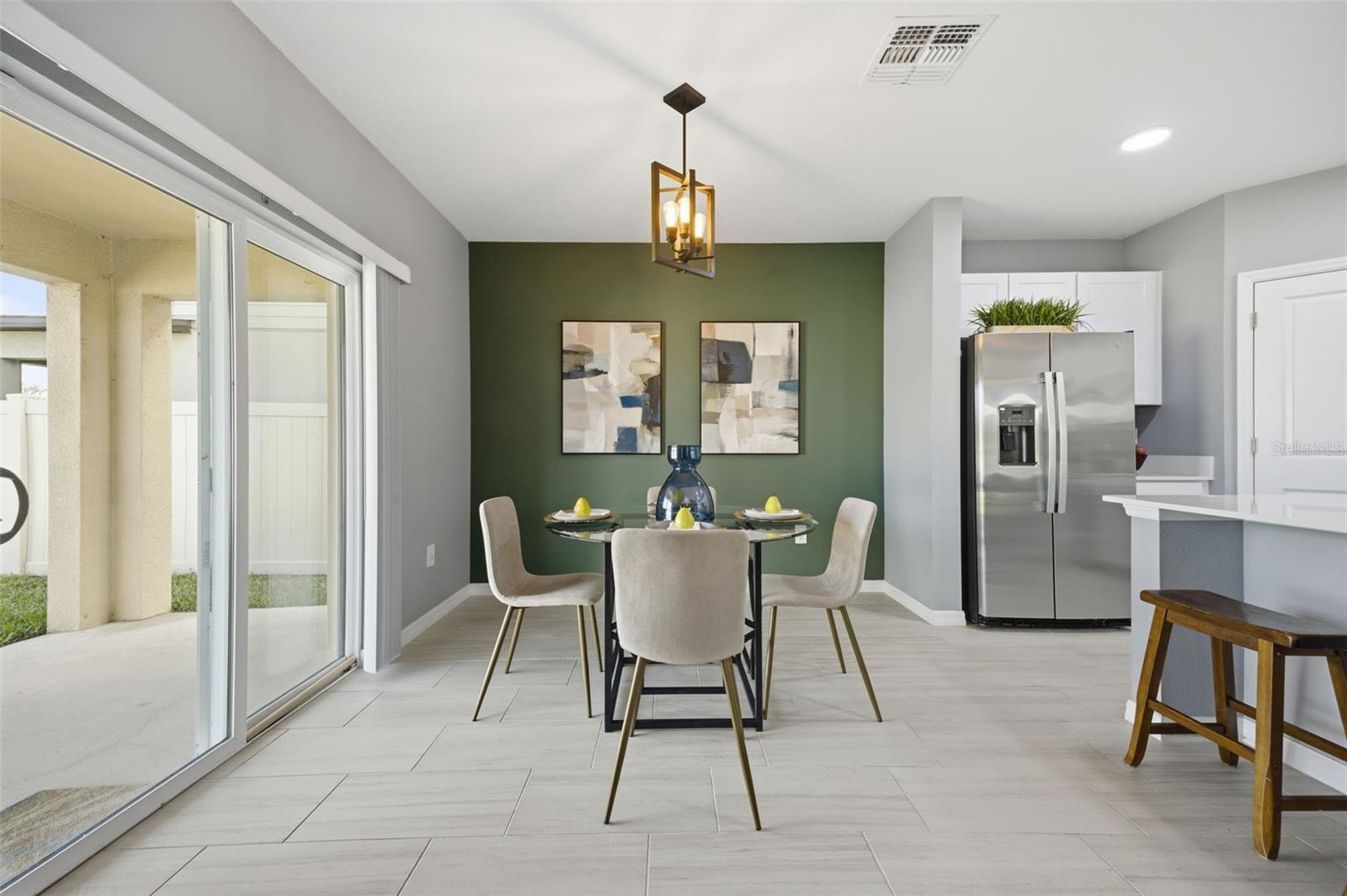 Dining room and eat in bar area