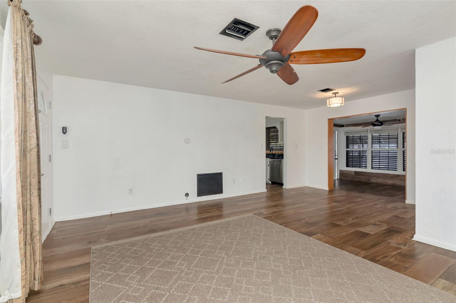 101 S MAYWOOD AVE, CLEARWATER, FL, 33765