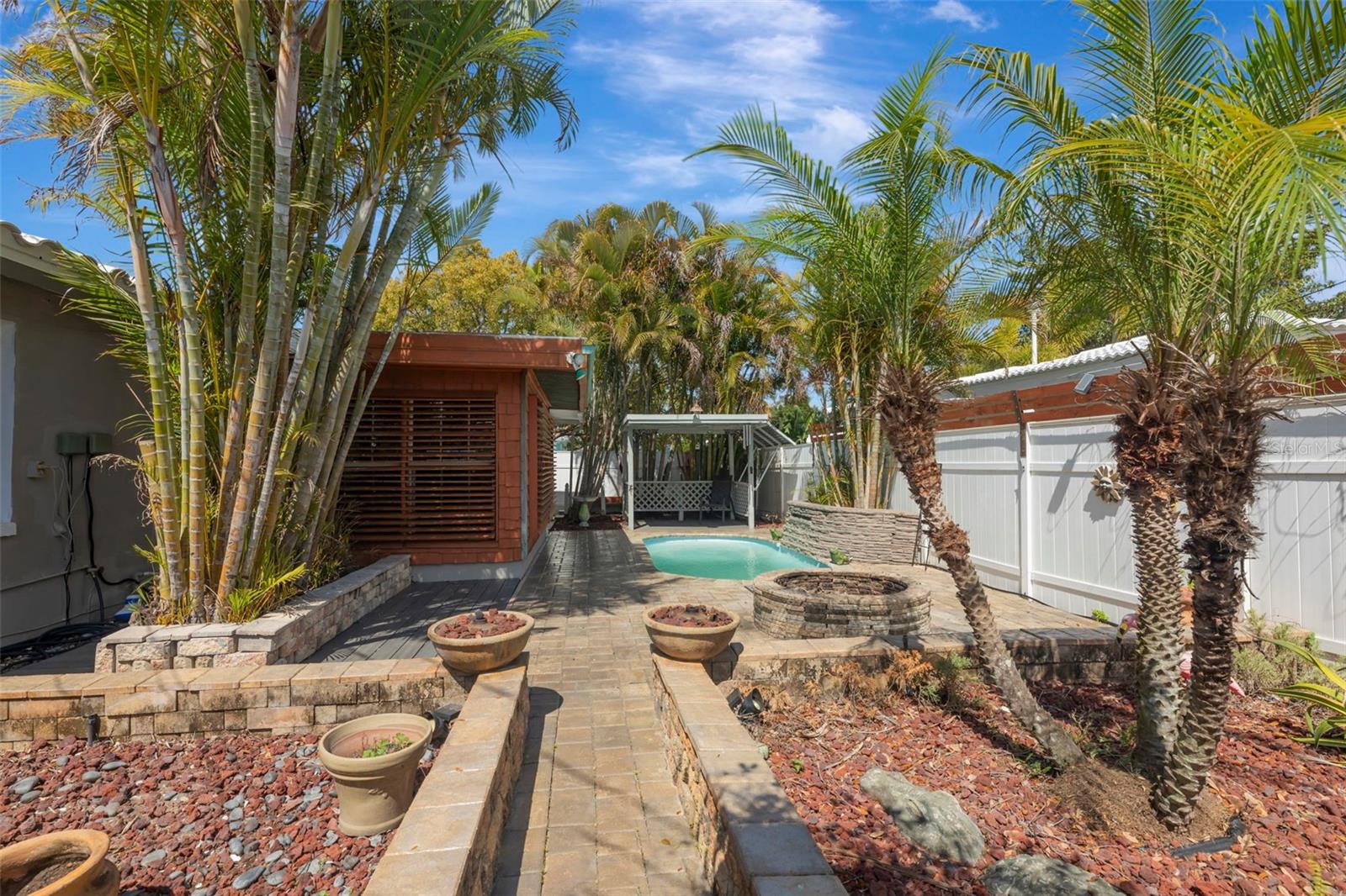 101 S MAYWOOD AVE, CLEARWATER, FL, 33765