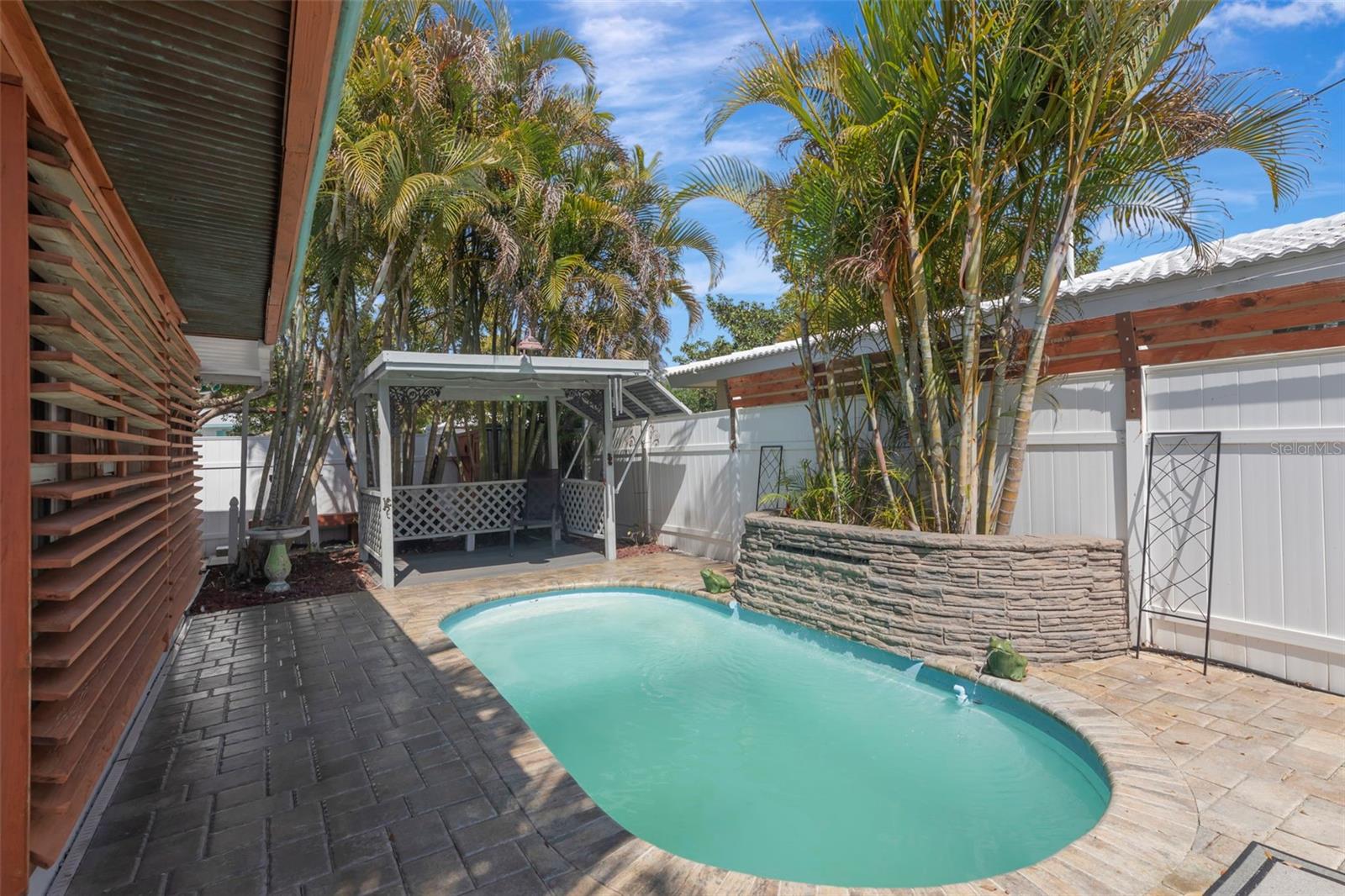 101 S MAYWOOD AVE, CLEARWATER, FL, 33765