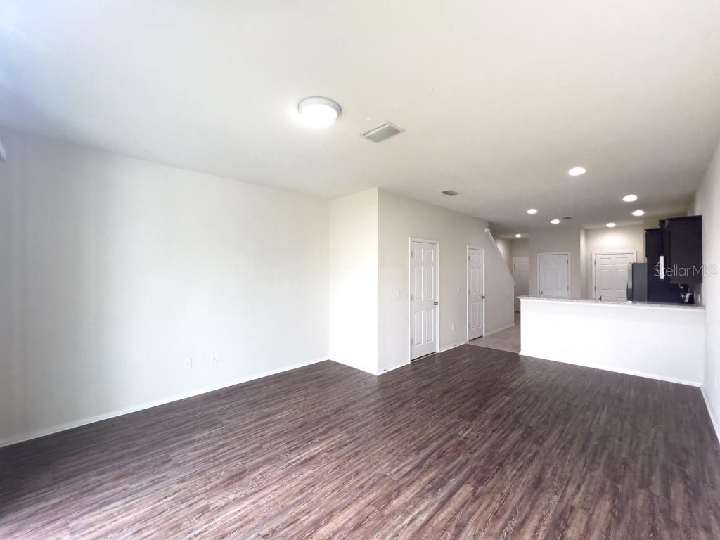 4812 WHITE SANDERLING CT, TAMPA, FL, 33619
