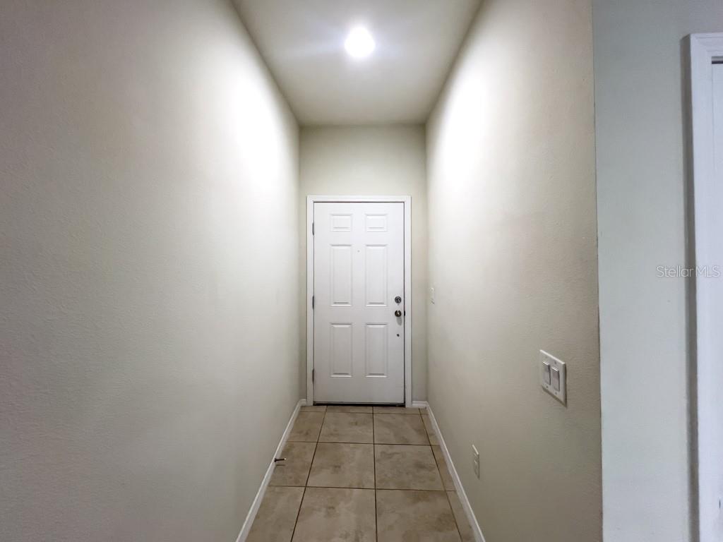 4812 WHITE SANDERLING CT, TAMPA, FL, 33619